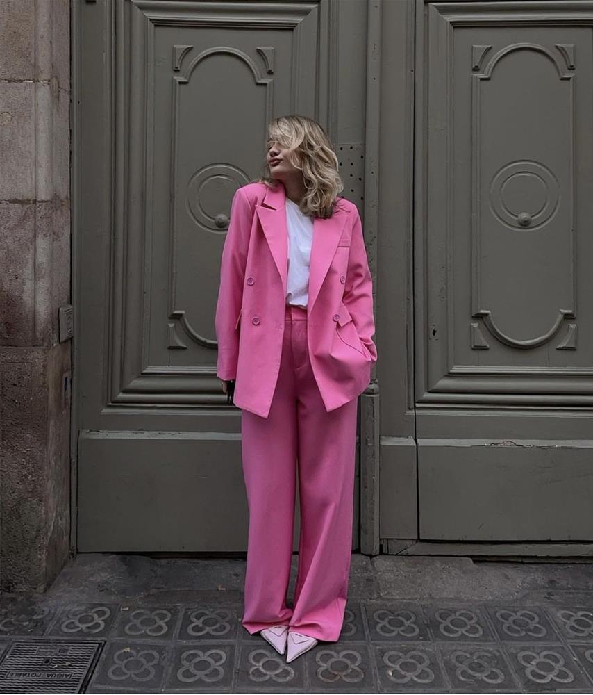 SPRING/SUMMER 23
